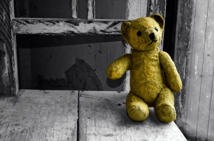 old_teddy_bear_